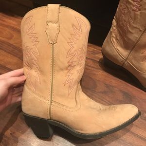Cowgirl boot